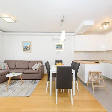 Apartment Nikolina Podstrana Exterior photo