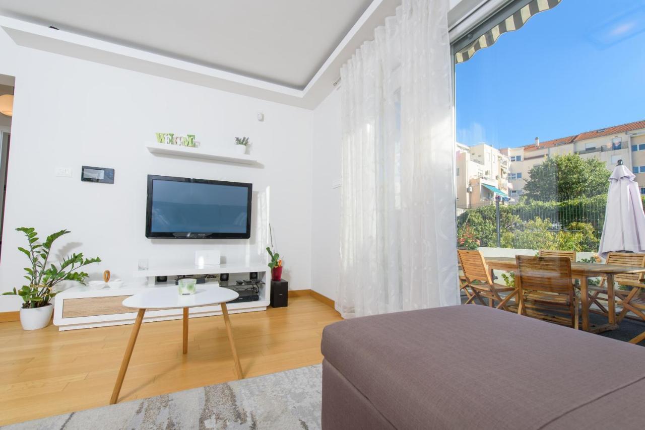 Apartment Nikolina Podstrana Exterior photo