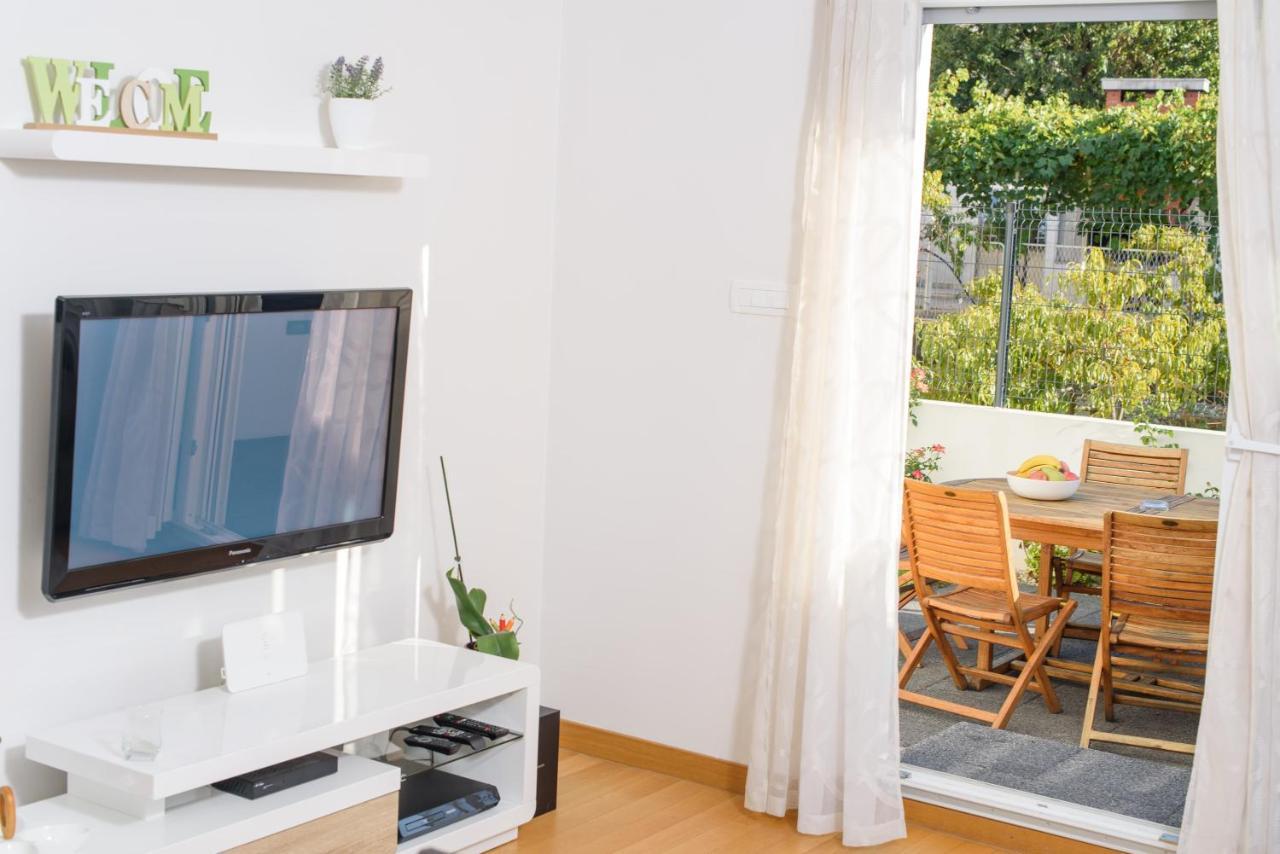 Apartment Nikolina Podstrana Exterior photo
