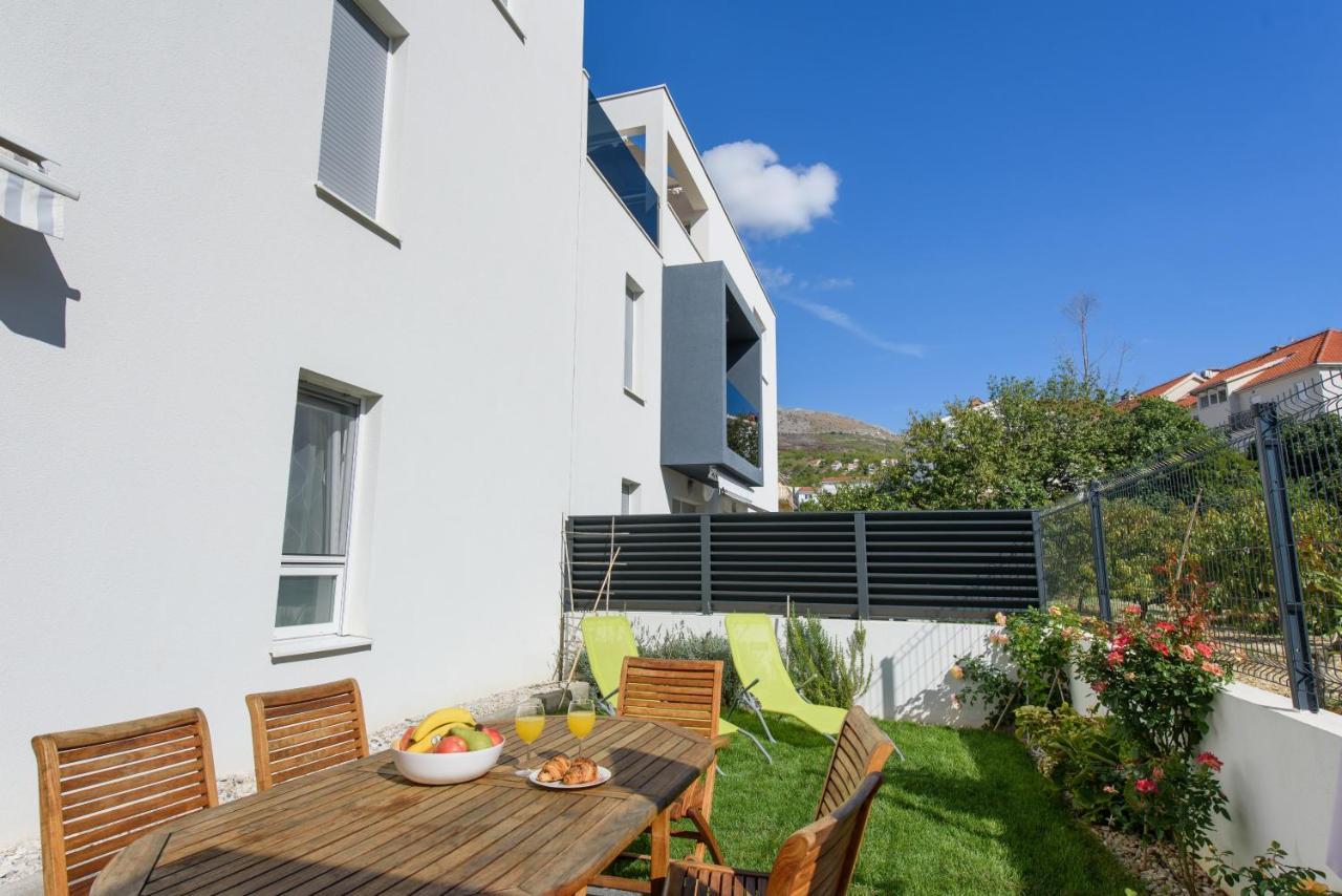 Apartment Nikolina Podstrana Exterior photo